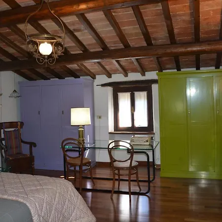 Scappo In Umbria, Casale Nicoletta
