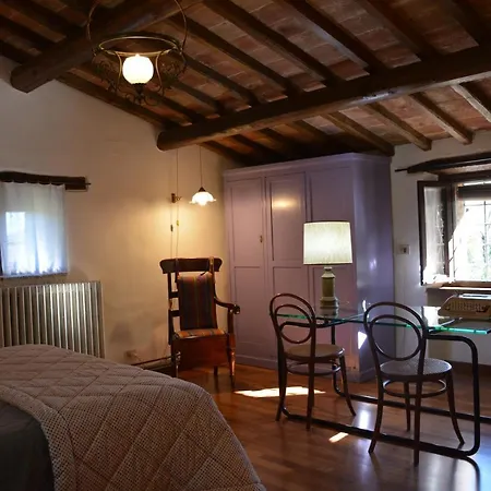 Scappo In Umbria, Casale Nicoletta فيلة